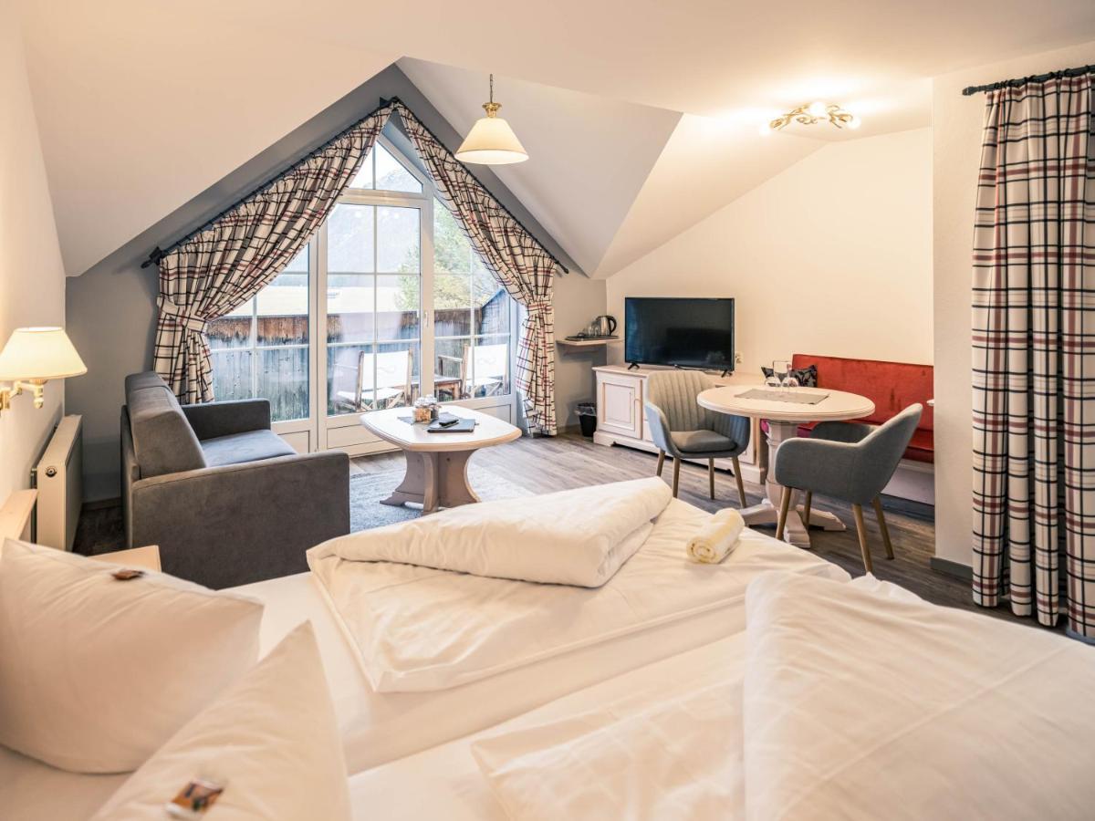Hotel Foehrenhof شتانزاخ المظهر الخارجي الصورة