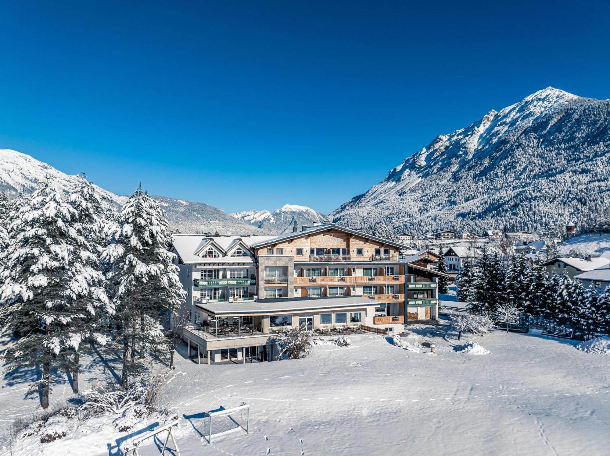 Hotel Foehrenhof شتانزاخ المظهر الخارجي الصورة